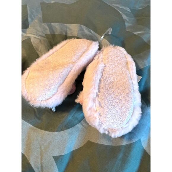 ‎Cat & Jack Children's Slippers 2T-3T New - Picture 4 of 5